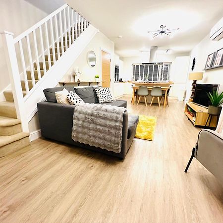 The Duplex Margate With Deck & Living Space Air Conditioning Exterior photo