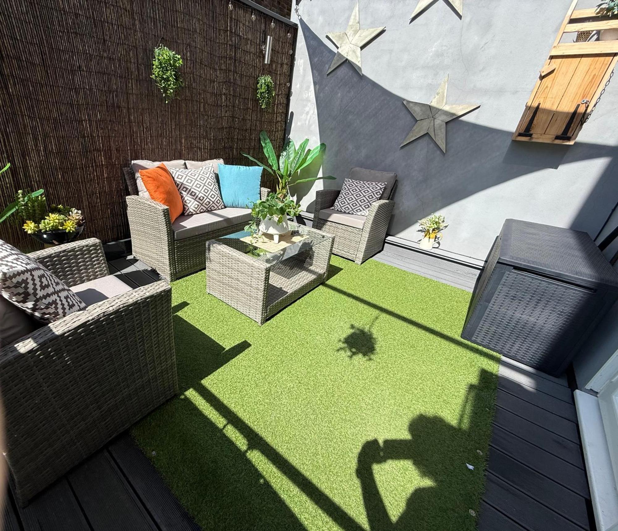 The Duplex Margate With Deck & Living Space Air Conditioning Exterior photo